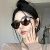Gafas de Sol Retro Europeas y Americanas Triangulares Ojo de Gato para Mujer de Gama Alta Versátiles Negras de Montura Pequeña Estilo Protección Solar
