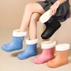 Botas de Chuva para Mulheres, Botas de Chuva Elásticas de Cano Médio da Moda da Internet, Sapatos Baixos de Borracha, Sapatos Antiderrapantes para Trabalho de Estudantes Femininas para Água do Mar