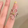 Exquisito Anillo de Flor para Mujer, Moda de Alta Gama, Único y Lujoso, Versátil, Anillo Abierto de Moda, Anillo de Dedo Índice de Nicho