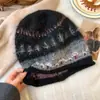 Gorro retro de punto con patrón jacquard de nicho y dobladillo enrollado para mujer, gorro cálido de punto para otoño e invierno, estilo casual, que cubre las orejas y la cabeza