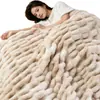 Manta de Felpa de Piel de Conejo Rayada de Franela Multifuncional para Siesta de Terciopelo de Leche Cubierta de Manta para Aire Acondicionado