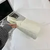 Bolso de Mano Ligero de Nailon para Mujer 2026 Nuevo Diseño de Nicho Estilo Cesta Versátil para Viajes Diarios Bolsa para Lonchera