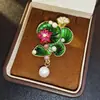 Broche Peônia Florescente da Prosperidade Vintage para Mulheres Broche de Flor Tridimensional Pintado à Mão de Alta Qualidade Acessório de Alfinete com Tendência Nacional Elegante