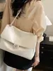 26S Bolso Pequeño Estilo Chanel de Cuero Texturizado CF para Debajo del Brazo, Bolso Tote de Alta Gama para Viajes Diarios, Bolso de Hombro Moderno de Gran Capacidad