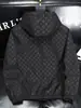 Abrigo guapo de ruffian de lujo ligero europeo para hombre, chaqueta casual de moda para primavera y otoño 2024, estación europea, top estampado de manga larga ins