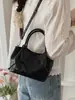 Bolso de Cubo Tejido de Alta Gama para Mujer 2026 Nuevo Estilo Coreano Bolso de Hombro Cruzado para el Trabajo Moda Elegante Bolso Plateado para Mujer
