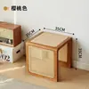 Taburete Cuadrado Pequeño de Madera Maciza y Ratán Retro Mesa Lateral para Sofá de Casa Mesa de Café Mesa de Noche de Lujo Ligero para Dormitorio Banco para Cambiar Zapatos