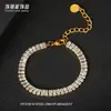 Pulseira de Aço Titânio Cubo de Açúcar Zircônia Cheia de Diamantes, Luxo Leve, High-End, Não Desbota Joias Femininas Pulseira Joias por Atacado