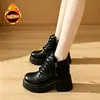 Botas Martin de peluche con suela gruesa para mujer, nuevo estilo otoño e invierno 2026, botines que aumentan la altura para personas menudas, botines versátiles de tacón grueso estilo británico