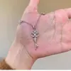 Colar com Pingente de Chave Íris Prata Super Brilhante Corrente Clavícula de Luxo Leve Nicho de Alta Qualidade para Mulheres