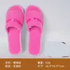Venta al por mayor transfronteriza de pantuflas de coralina de media suela con cintas de colores, engrosadas para uso en hoteles, casas de huéspedes y hogares, y con diseño antideslizante