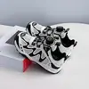 Zapatillas Deportivas Infantiles 2026 Nuevas Llegadas Primavera/Verano Malla Simple Transpirable para Niñas Hebilla Giratoria Zapatillas de Correr Resistentes al Desgaste para Niños Zapatos de Papá