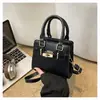 Bolsa Quadrada Estilosa Nova Primavera e Verão 2026 com Toque de Luxo, Ombro Único, Bolsa de Mão, Bolsa Transversal, Bolsa Feminina Versátil Simples para o Dia a Dia Casual