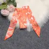 26 Nuevos Modelos de Verano de Pañuelos Pequeños de Seda para Mujer, Modernos Pañuelos Largos y Delgados de Seda Retro, Pañuelos de Cuello de Azafata, Pañuelos Pequeños para el Cuello, Lazos para el Cabello y Cintas