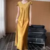 Vestido Redondo Nuevo de Satén Dorado Primavera/Verano 2026 con Mangas Cortas Volantes, Corte Ajustado, Vestido Largo de Color Sólido para Mujer