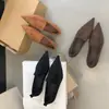 Moda Versátil de Tacón Grueso Estilo Nicho Moda Mary Jane Gamuza Punta Fina Versátil
