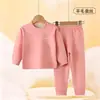 Pijama Térmico de Fleece Infantil Outono e Inverno Lã Seda Sem Costura Conjunto de Top e Calça para Meninos e Meninas Roupa Íntima Espessa