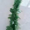Fitas decorativas de Natal, guirlandas de pisca-pisca criptografadas, guirlandas de folhas verde-escuras, decorações festivas de festa, fitas coloridas