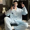 Pijama masculino de seda moderno, conjunto fino de manga longa e calça comprida de seda gelada para primavera e outono, roupa de casa de outono, tamanhos grandes