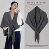 Chal Triangular de Mezcla de Lana de Nuevo Estilo para Mujer al por Mayor Otoño e Invierno, Bufanda de Punto Gruesa y Cálida, Capa Versátil de Color Sólido