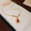 Colar com Pingente de Cabaça Dupla Face Banhado a Ouro 18K com Zircônia Gotejamento de Óleo Corrente de Clavícula de Luxo Leve Estilo Chinês Novo