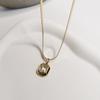 Exquisita Cadena Clavicular Cuadrada Retro Francesa para Mujer de Alta Gama con Diseño de Collar con Colgante de Diamante Zircón que Conserva el Color, Combinable con Todo