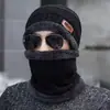Conjunto de Duas Peças Chapéu de Tricô Quente de Inverno Masculino com Proteção para as Orelhas, Forro de Lã e Cachecol Espessado Conjunto Outono e Inverno Atacado