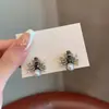 Brincos Vintage de Caveira de Diamante Pérola Aranha Francesa Estilo Doce Cool Brincos Preto Escuro Brincos Vintage Criativos de Nicho para Mulheres