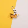 Lindo llavero colgante de cachorro de mascota de dibujos animados, colgante de perro creativo, pequeño regalo para estudiantes y parejas, decoración de perro