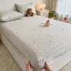 Sábana bajera acolchada, pieza única, protector de colchón engrosado, no es algodón puro, funda de cama 100% algodón, protector de colchón a prueba de polvo y antideslizante