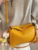Bolso Sencillo y Elegante Estilo Coreano para Mujer, Bolso Cruzado de Hombro Casual Verano 2025 con Patrón de Lichi de Alto Valor