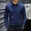 Camisa Blanca de Trabajo para Hombre Profesional Delgada de Manga Larga Estilo Coreano Ajustada Formal de Negocios Ropa de Trabajo para Hombres