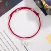 Pulseira de Fio Vermelho com Contas Redondas de Borboleta Feita à Mão Novo Estilo 2024 Pulseira Novo Estilo Chinês Retrô Simples Pulseira de Amizade