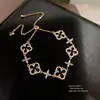 Pulseira Ajustável Flor de Zircônia de Luxo Leve Sentido Avançado Exquisita Nova Pulseira Moda Celebridade da Internet Versátil Pulseira Atacado