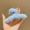 Presilha de cabelo de pelúcia cor de café estilo coreano, um acessório de cabelo sofisticado e versátil para mulheres, tamanho grande, realça o volume do cabelo, estilo presilha de tubarão