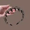 2026 Novo Modelo Tiara Totalmente de Cristal com Strass para Mulheres, de Alto Padrão e Elegante, com Dentes Antiderrapantes, Versátil para Saídas, Acessório de Cabelo de Luxo Leve