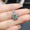 Venta al por mayor de fábrica Popular Colgante de Esmeralda Natural Plata S925 Incrustado Piedra Principal 4*6 Joyería de Lujo Venta Directa de Fábrica