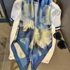 Pañuelo Cuadrado de Brocado Xiaoxianggui 90*90cm Turbante Transfronterizo Sudeste Asiático Moda Femenina Primavera y Otoño Pañuelo de Seda