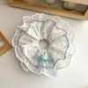 Nuevo pasador de pelo tipo scrunchie con rayas florales en tonos azules, elegante y versátil, adecuado para coletas bajas y flequillos de lado.