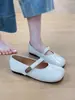 Mules abiertos de estilo Birkenstock con suela blanda para mujer, nuevos zapatos versátiles casuales de estilo retro francés para primavera/verano para combinar con faldas