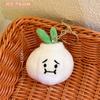 Colgante creativo y divertido de peluche vegetal para niña, llavero decorativo, mochila pequeña, venta al por mayor