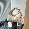 Bolsa Grande de Couro Transfronteiriça de Nicho para Mulheres 2026 Nova Bolsa de Ombro Transversal Retro com Bolinhas Bolsa de Mão Casual Bolsa Dumpling