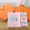 Toalla de vellón coral toalla de baño caja de regalo juego de tres piezas regalo de boda regalo de empresa toalla absorbente de alta densidad venta al por mayor