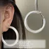 Pendientes de Aro Elegantes con un Toque de Lujo Ligero, Diseño Único, Pendientes de Gama Alta para Mujer, Modernos y Versátiles para el Uso Diario