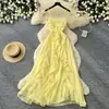 Vestido regata amarelo dopamina estilo francês para mulheres, verão de 2026, com babados, acinturado, modelador, vestido longo estilo férias