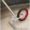 Arar tierra azada casera máquina de deshierbe azada rotativa azada para trigo azada para hierba arado azada de empuje manual azada de cultivo Tai Bao surcado