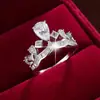 Exquisito Anillo Hueco de Cobre Puro con Zirconia, Diseño Geométrico Pequeña Corona, Moderno y Versátil, Exclusivamente para Ventas Transfronterizas