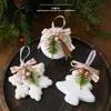 Nuevos adornos de árbol de Navidad de espuma blanca navideña, bolas de Navidad, colgantes de ardilla, copo de nieve y oso, decoraciones de ambiente navideño