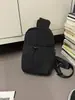 Mochila de Comercio Exterior para Estudiantes Universitarios, Uso Casual para Viajes Diarios 2026 Bolso de Tela para Mujer, Doble Uso Hombro y Pecho, Bolso Ligero de Moda para Hombre