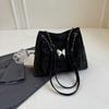 Bolso Casual de Superficie Suave de Gran Capacidad para Mujer 2024 Verano Nuevo Moderno Lazo Cadena Bolso de Hombro Bolso para Viajar Bolso Tote